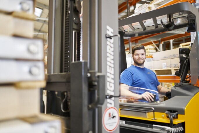 Mitarbeiter Wareneingang (m/w/d), 1. Bild